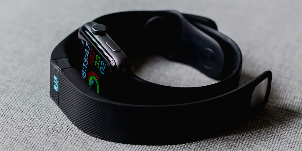 best waterproof fitbit for swimming
